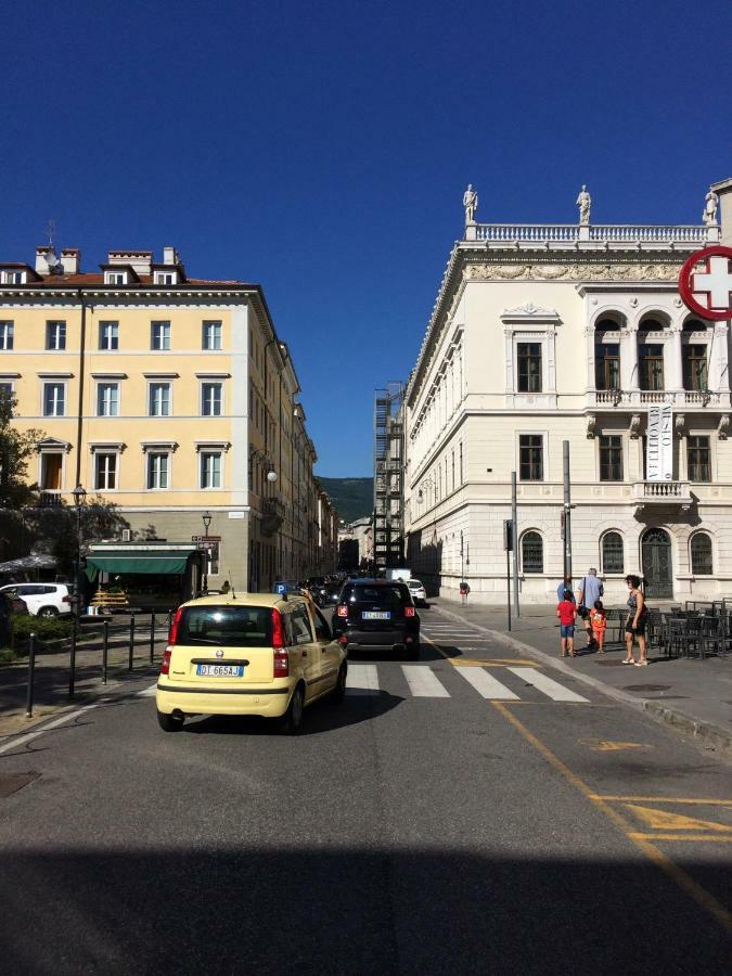 Le Rive Del Revoltella Lejlighed Trieste Eksteriør billede